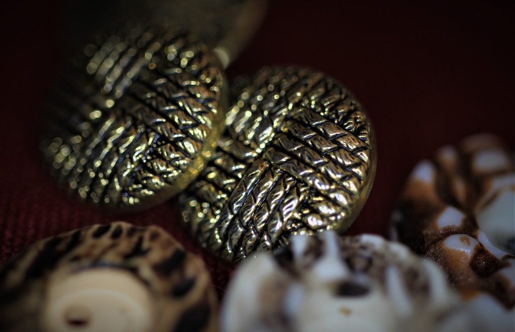 純銅鈕扣, 鋅合金LOGO金屬牌 metal buttons brass buttons